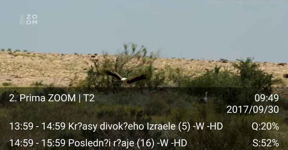 Seznam kanálů vyvoláte klepnutím na jméno stanice, vpravo vidíte kvalitu a sílu signálu (externí anténa).