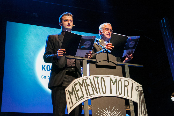 Členové řádu Ordo Duo Lumen - Ján Simkanič a Tomáš Hanák