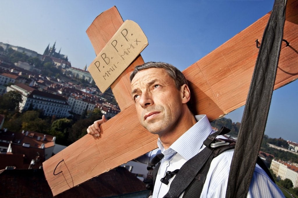 2009-10-nc3a1vrat-ztracenc3a9ho-syna-pavel-bc3a9m-je-opc49bt-c48