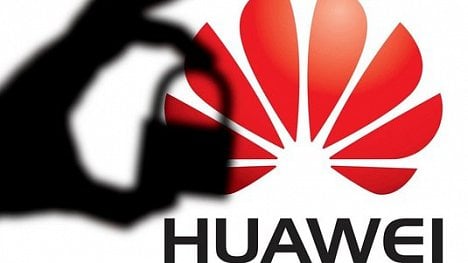 Náhledový obrázek - Huawei se brání nařčení od NÚKIB. Předložte důkazy, žádá
