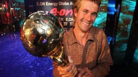 Náhledový obrázek - Vítězem třetího ročníku E.ON ENERGY GLOBE AWARD ČR se stal Lukáš Čejna