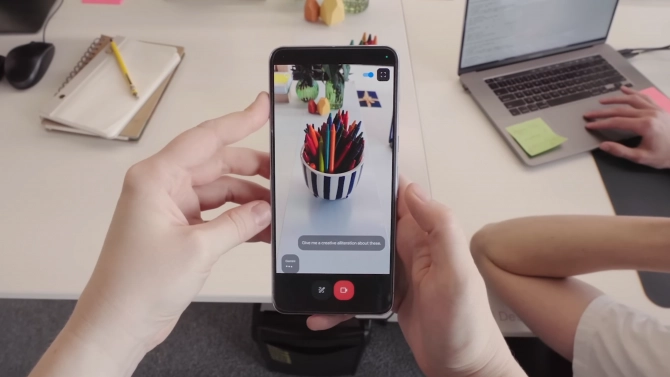Opravdu užitečný AI asistent s očima? Google Gemini teď vidí, slyší a radí podle toho, co právě děláte