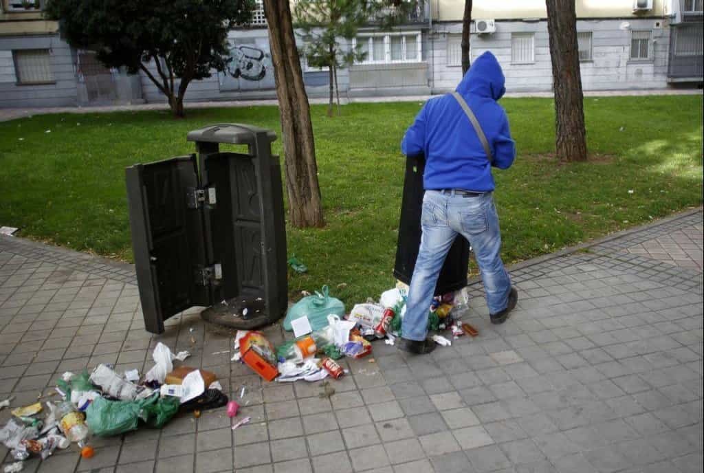 2018-05-madrid-se-topc3ad-v-odpadcc3adch-popelc3a1c599i-stc3a1vk