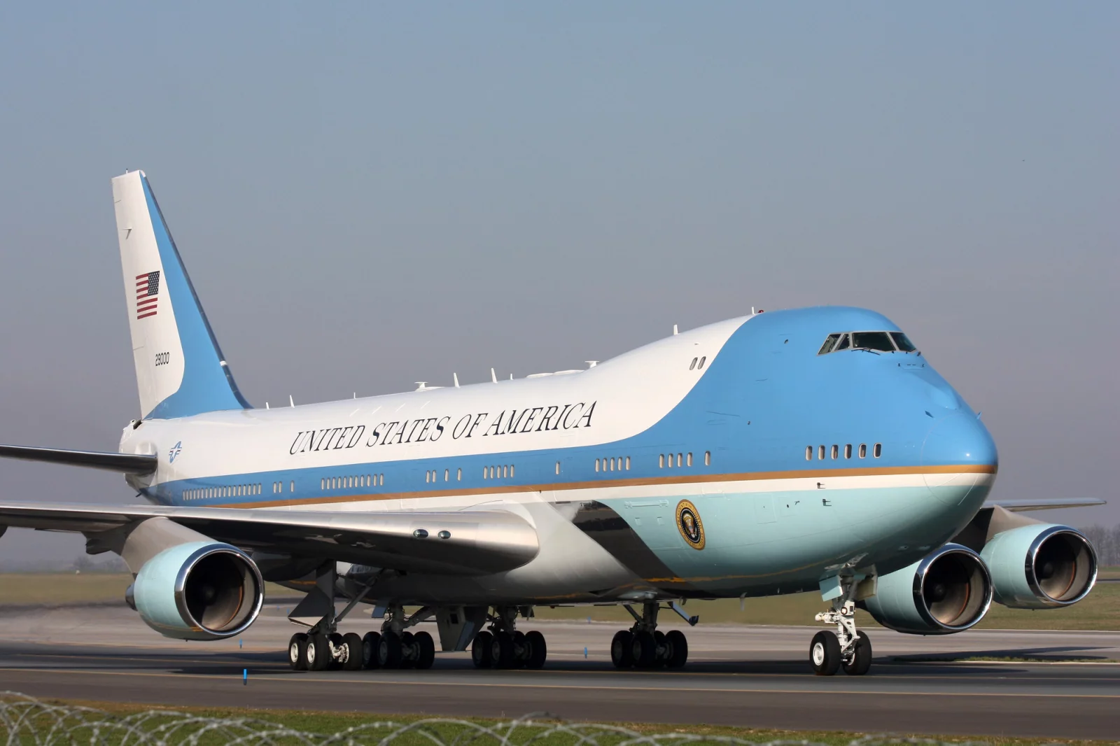 Musk tahá u Boeingu za nitky, aby dodal Trumpovi nové Air Force One