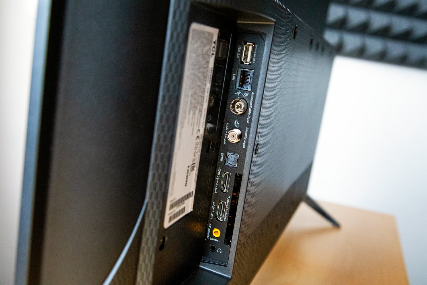 TCL 32ES580 - nastavení a porty