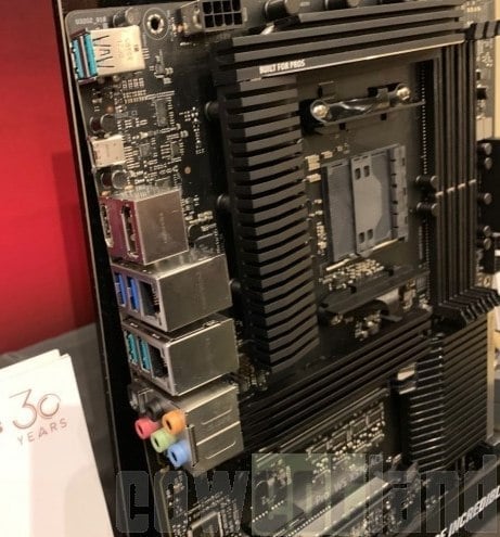 Asus Pro WS X570-Ace (Zdroj: Cowcotland)