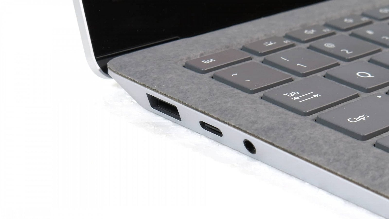 Microsoft Surface Laptop 3 recenze3