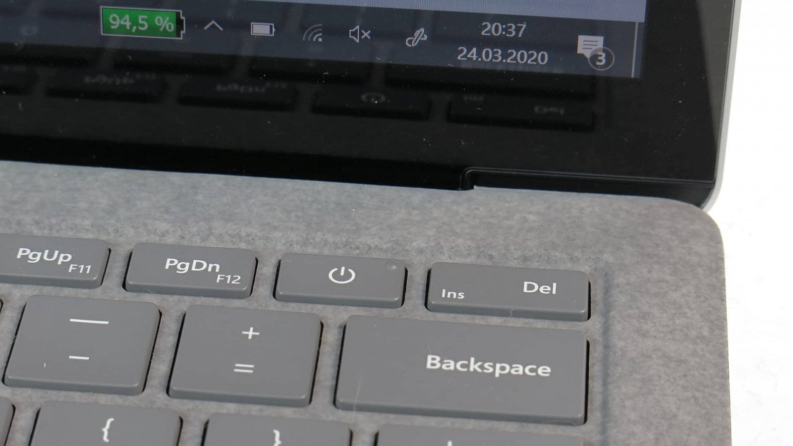 Microsoft Surface Laptop 3 recenze8