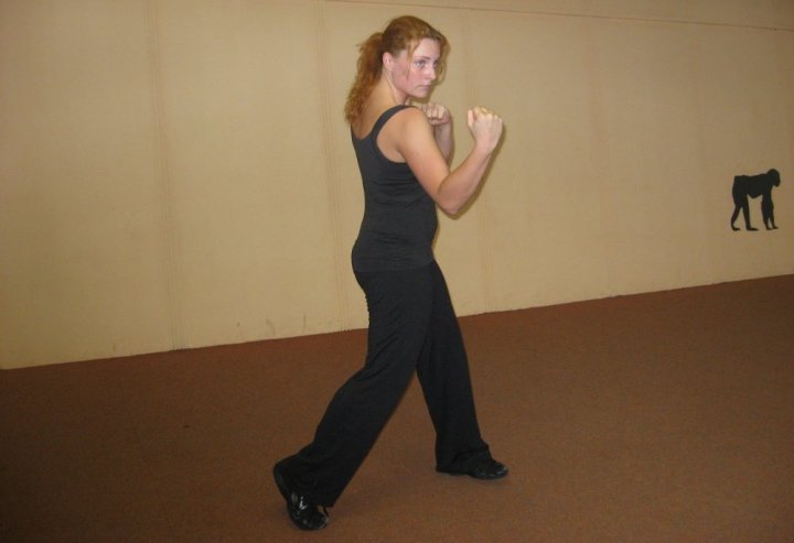 Dynamické posilování při kick boxu