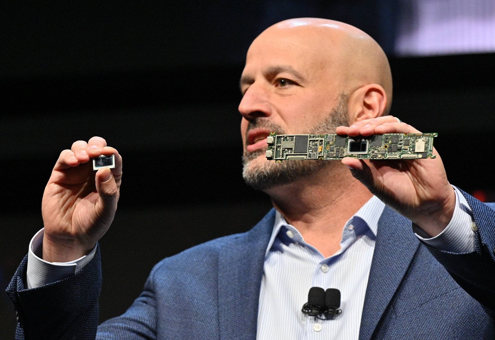 Vzorek procesoru Intel Tiger Lake a deska pro notebook na CES 2020 2