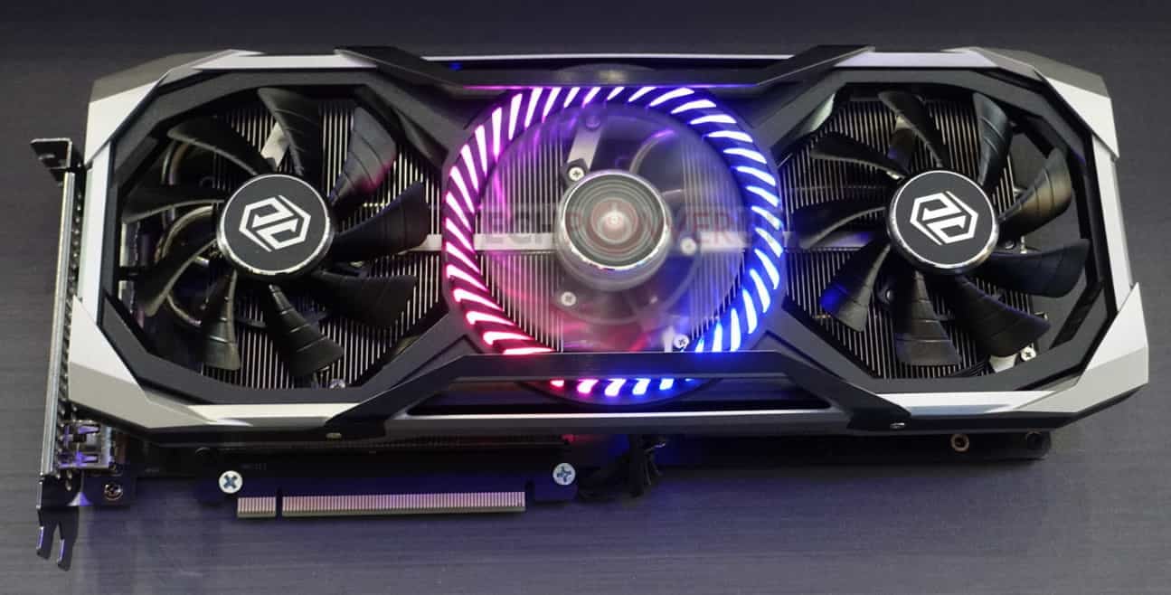 Radeony RX 5700 od ASRocku na Computexu 2019 (foto: techPowerup)