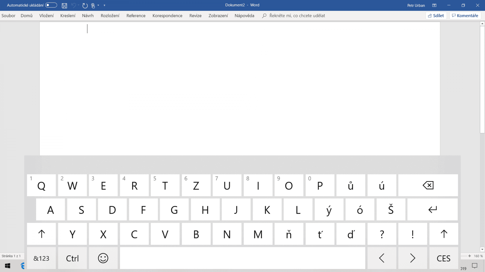 Softwarová klávesnice ve Windows 10 využívá technologii Swiftkey, kterou Microsoft v roce 2016 koupil