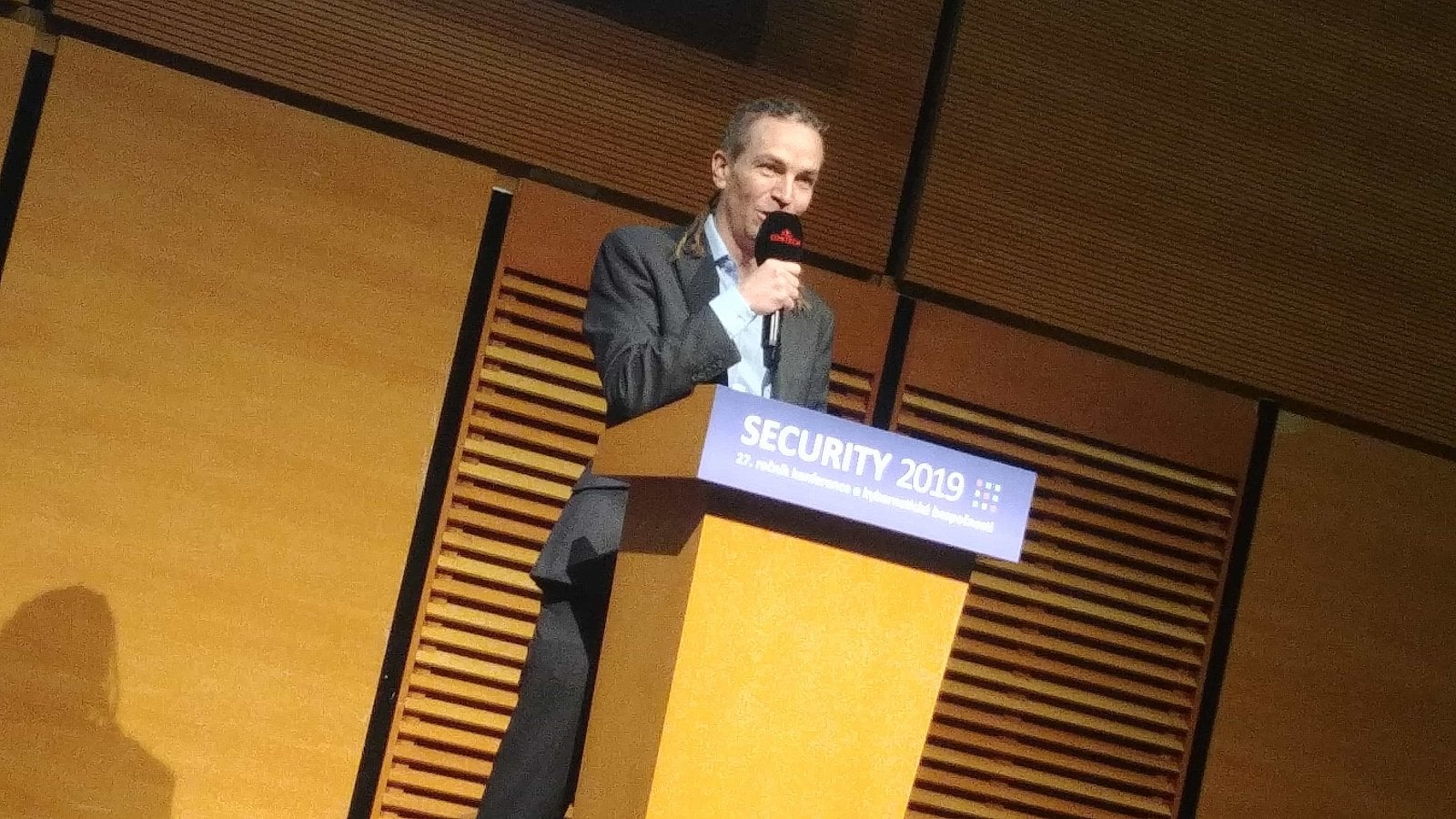 Ivan Bartoš se zařadil do bloku o SOC