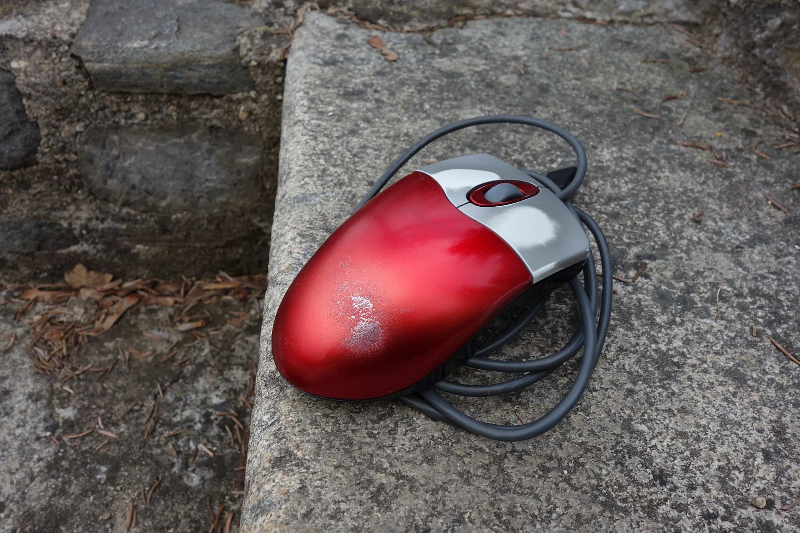 Genius NetScroll+ Eye Ruby po 15 letech užívání