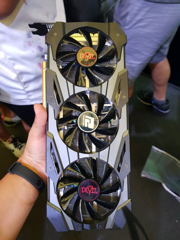 PowerColor Radeon RX 5700 XT Devil 02