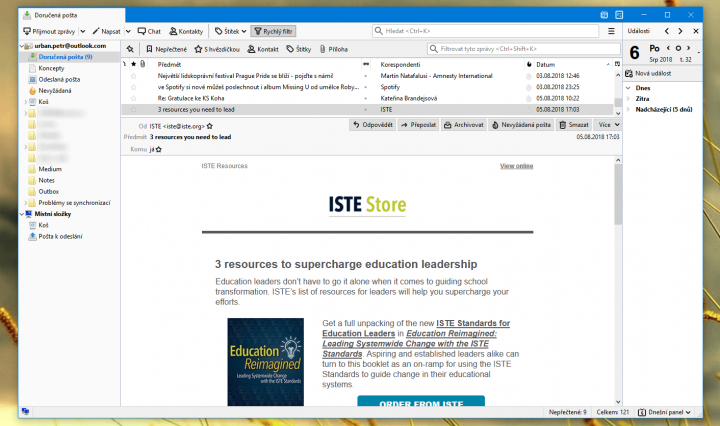 Po designové stránce pošťák doznal mírných úprav dle designového stylu Photon