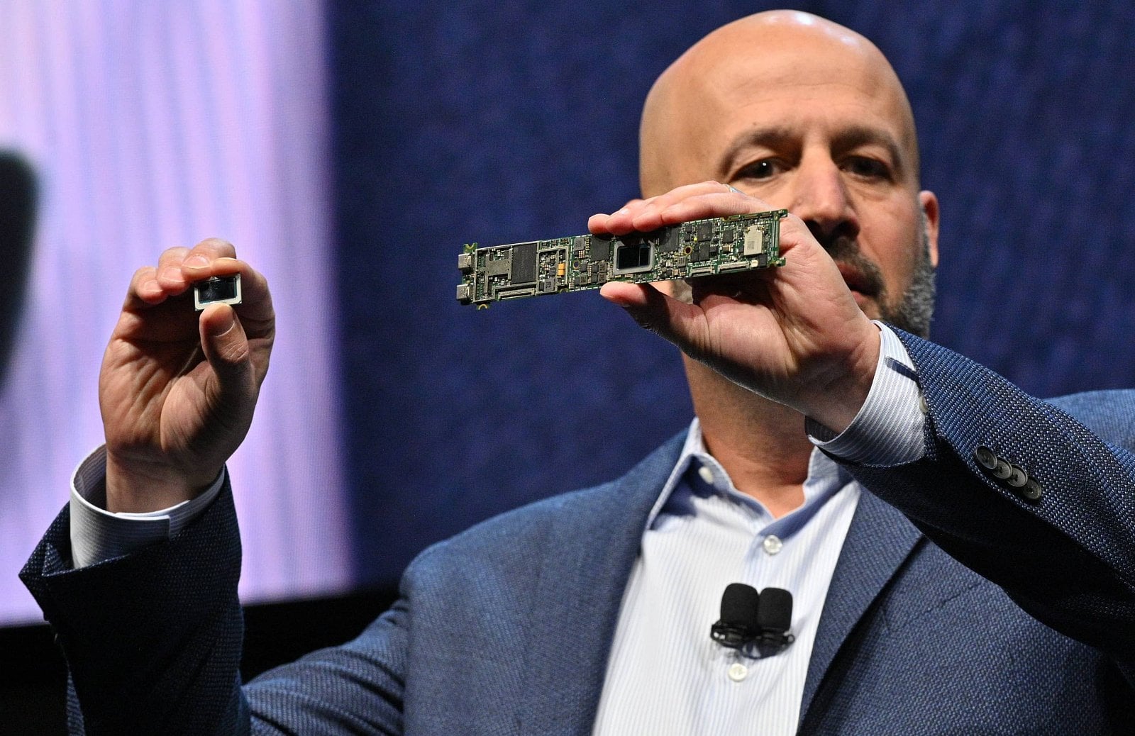 Vzorek procesoru Intel Tiger Lake a deska pro notebook na CES 2020 1