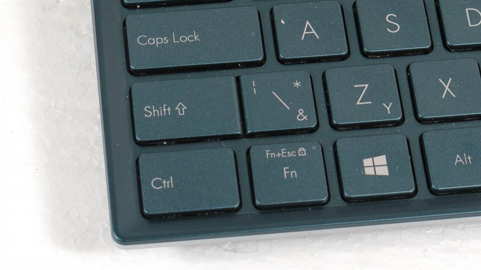 Asus ZenBook Pro Duo recenze9