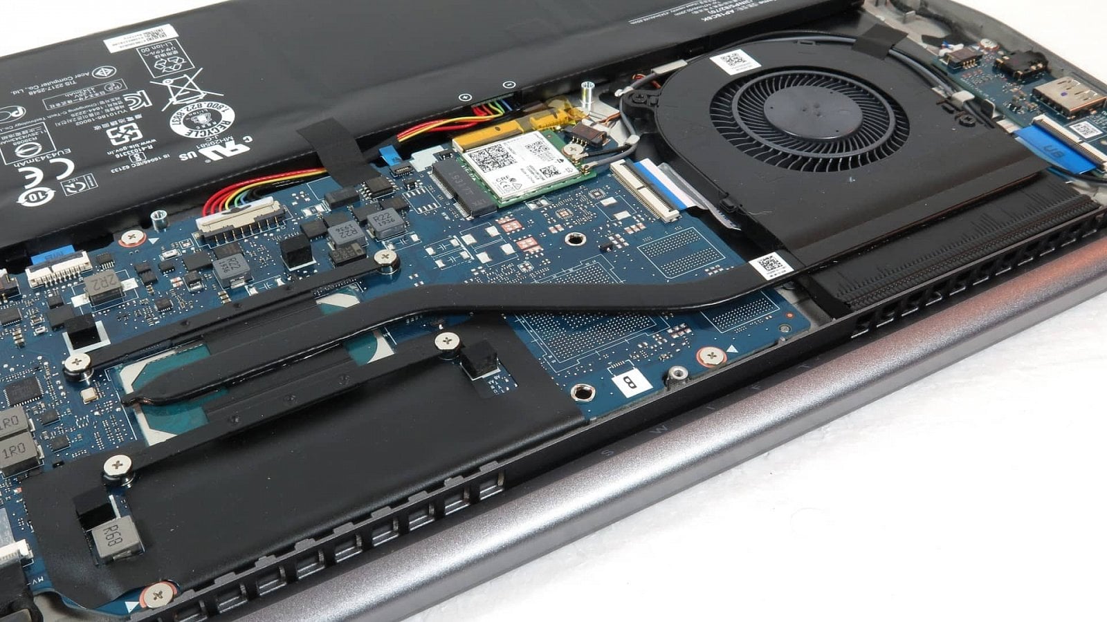 Acer Swift 3 SF314 57 59PT recenze17