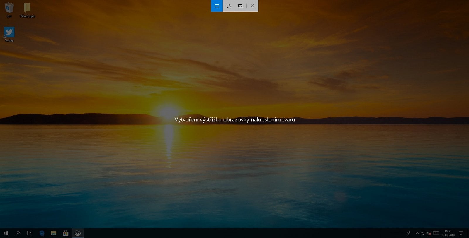 V nástroji Výstřižek a skica můžete vybrat, jakou oblast a jakým způsobem vyfotit