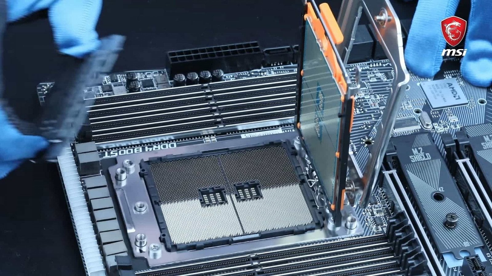 Socket TR4 pro procesory Threadripper