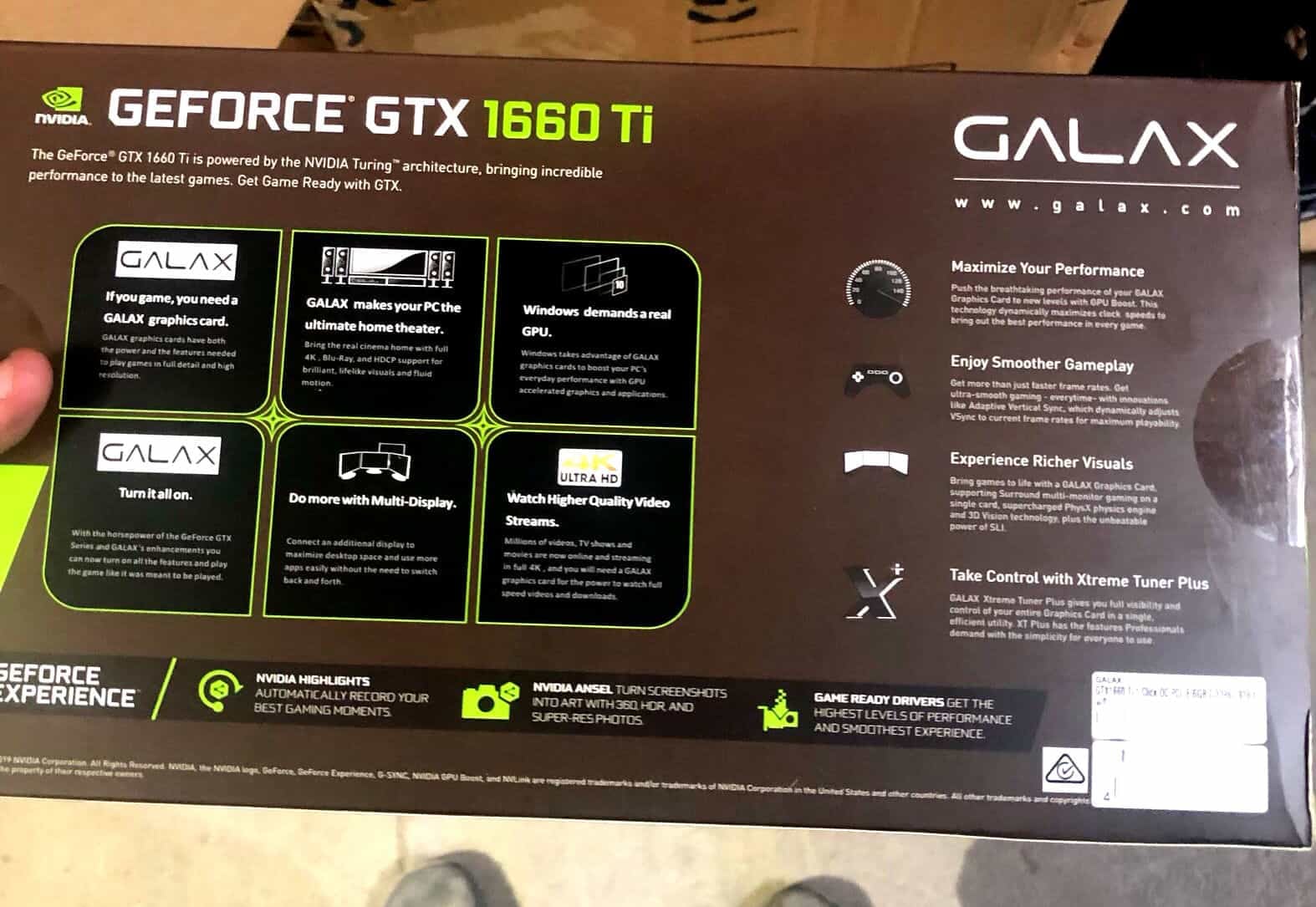 Krabice GeForce GTX 1660 Ti od Galax (Zdroj: Reddit)